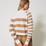 Cardigan de malha TWINSET às riscas branco e camel