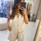 Kimo set with vest and shorts in beige