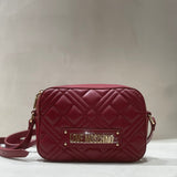 Mala Love Moschino acolchoada em bordeaux