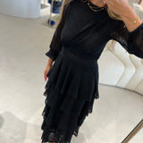 Vestido longo Cecilia Prado preto em malha lurex com folhos