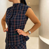 Conjunto de saia e colete em tartan Francisca