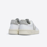 Zapatillas Veja blancas con logo gris | V-12